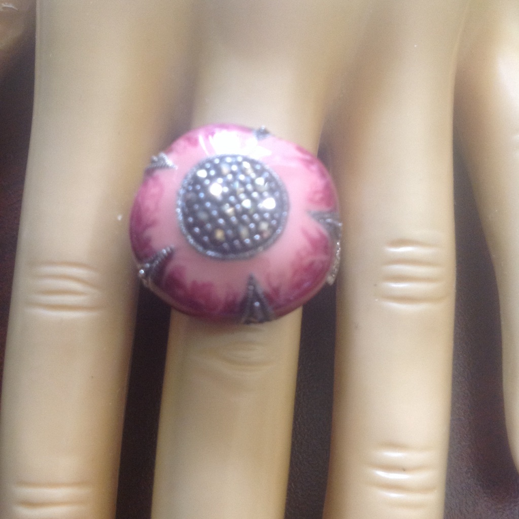 Womens Natural Enamel Ring 7